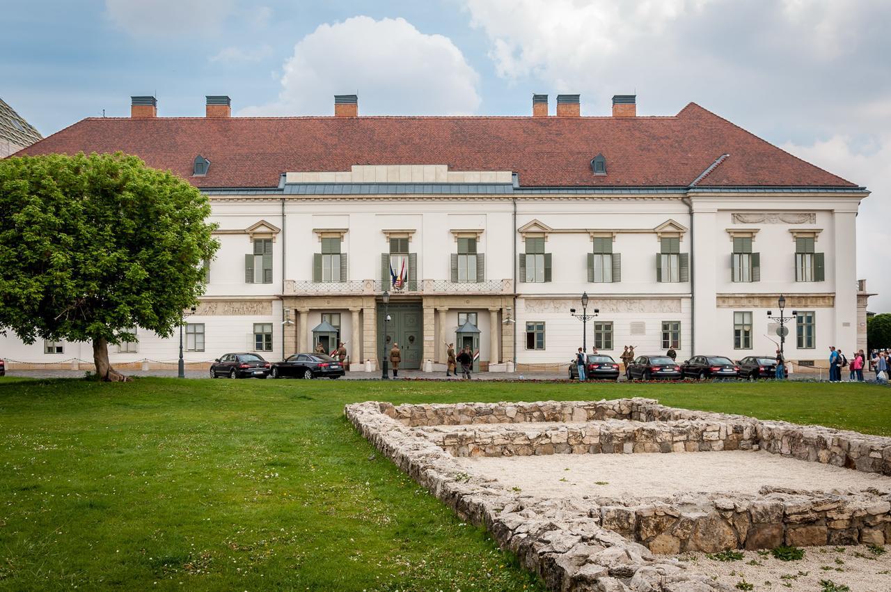 Castle Suite Budapest Exterior photo